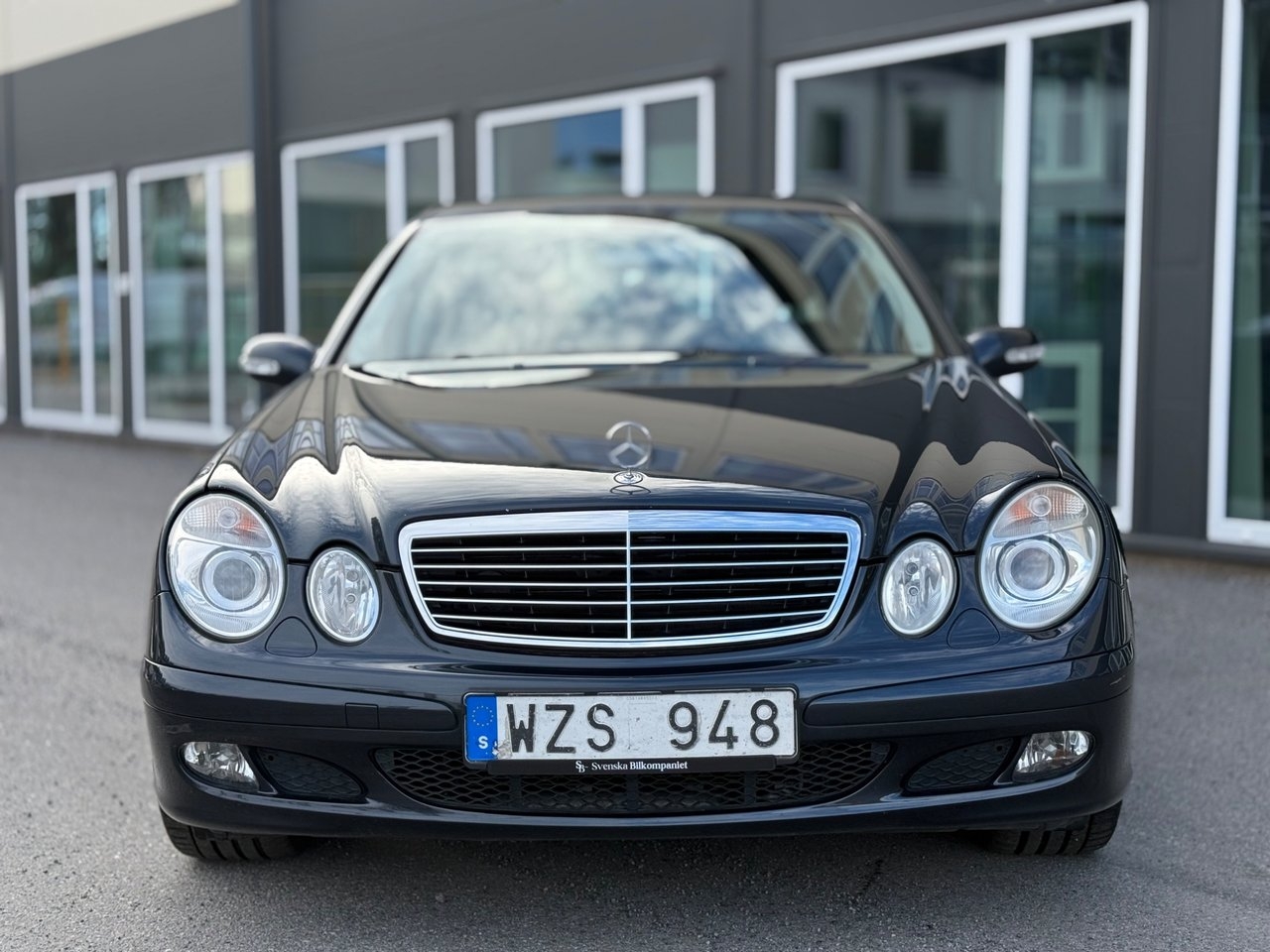 Mercedes-Benz E 2006, kuva 4/10