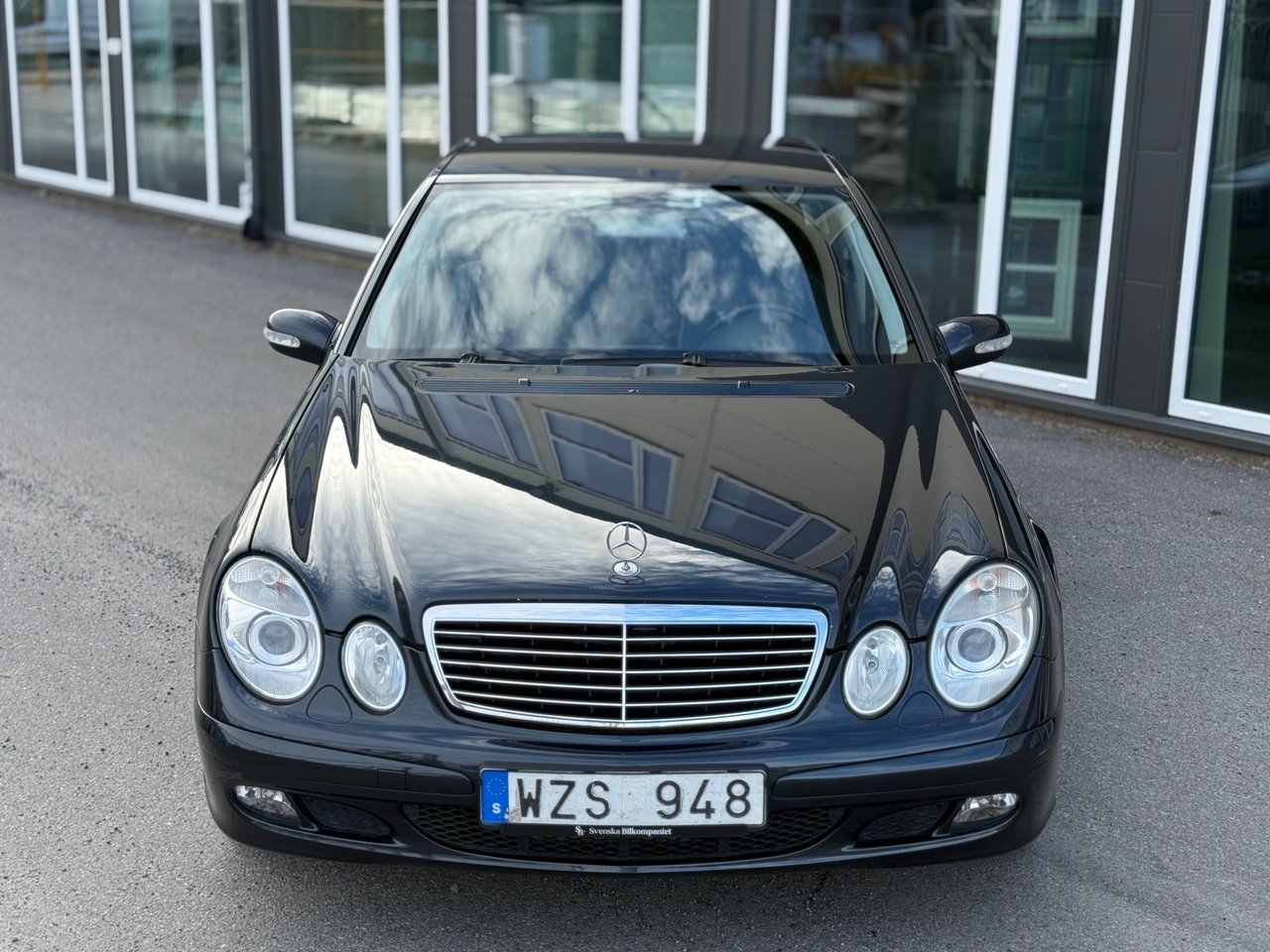Mercedes-Benz E 2006, kuva 6/10