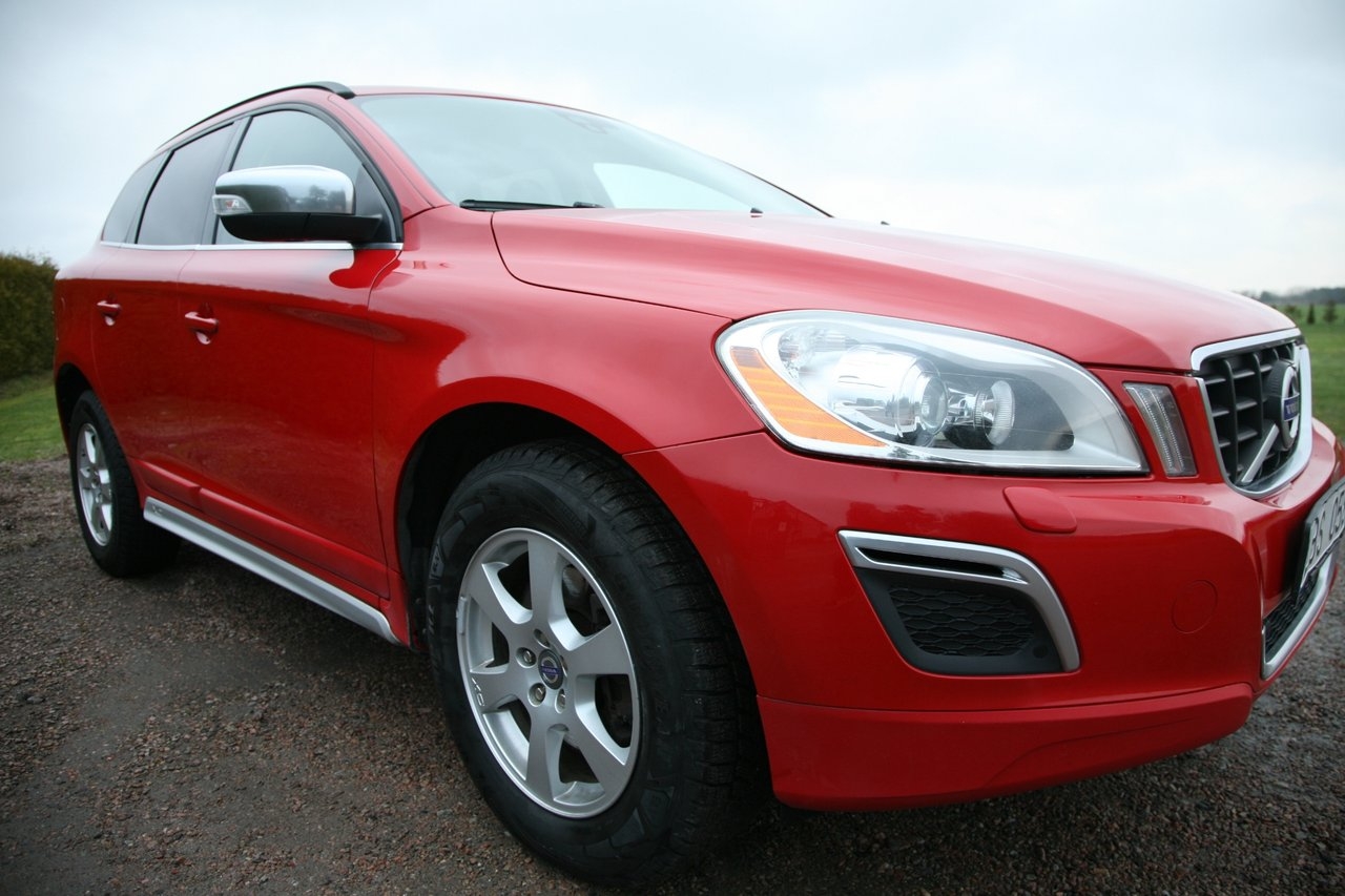 Volvo XC60 D3 AWD Geartronic R-Design 2011, bild 7/26
