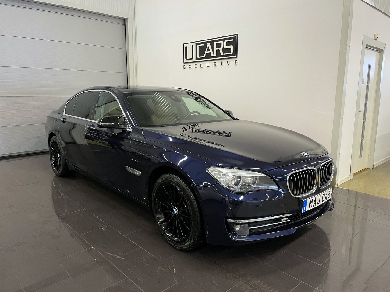 BMW 730