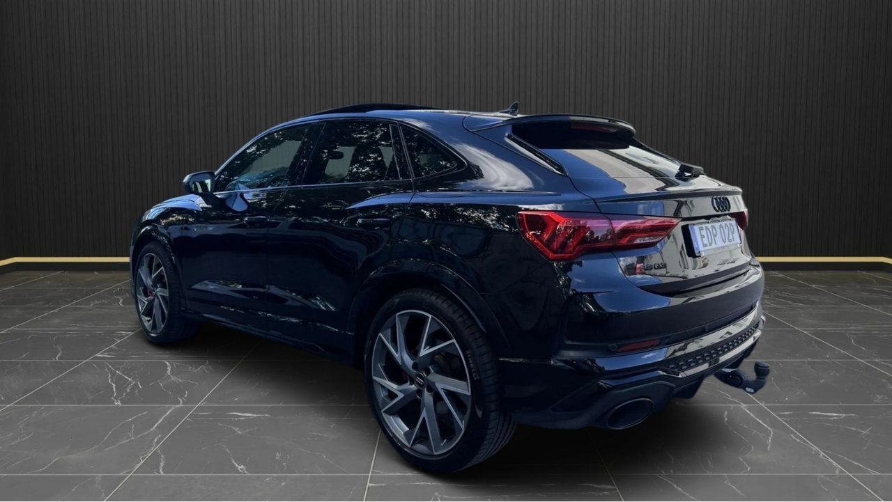 Audi Q3 2021, photo 3/10