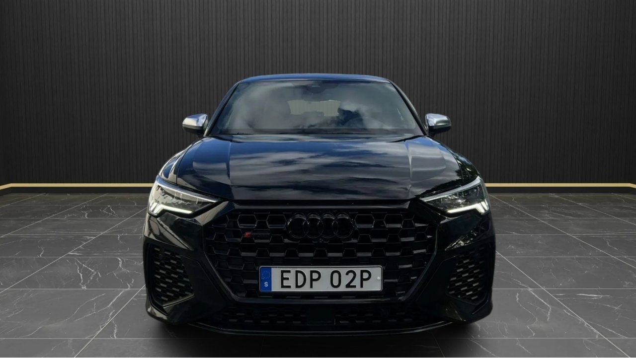 Audi Q3 2021, photo 6/10