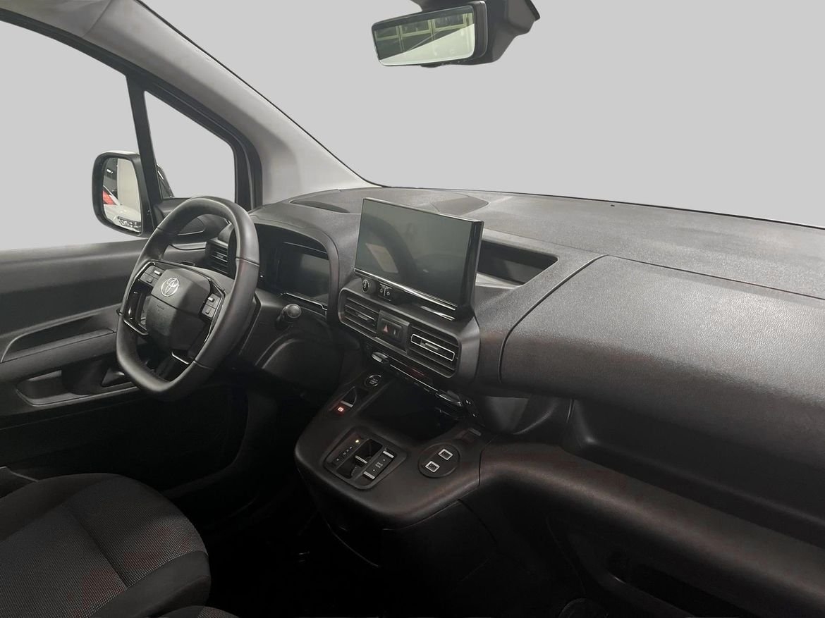 Toyota Proace City 2024, bild 7/10