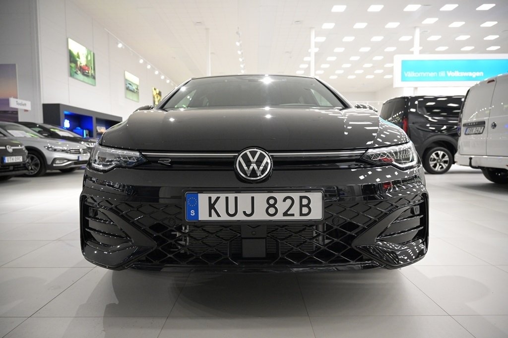 Volkswagen Golf R-Line 2.0 204 hk 4M 2026, bild 3/27