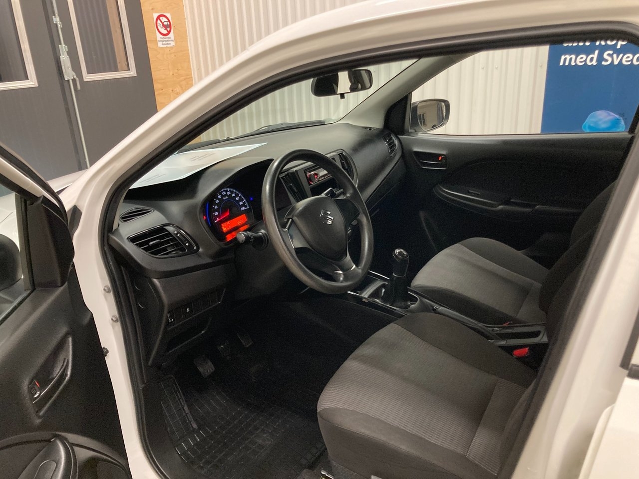 Suzuki Baleno SÅLD 2017, bild 7/10