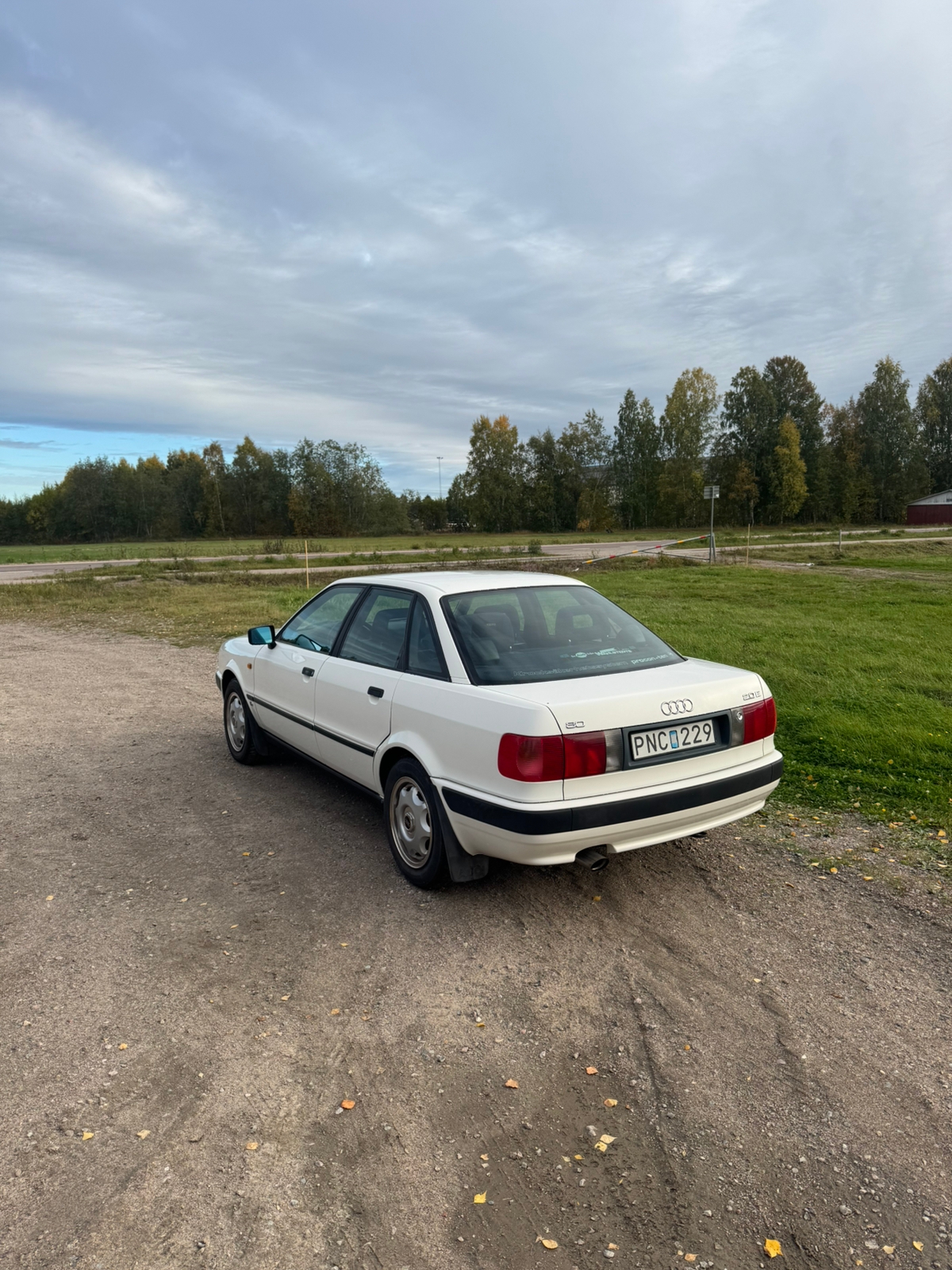 Audi 80 2,0E 1993, bild 3/6