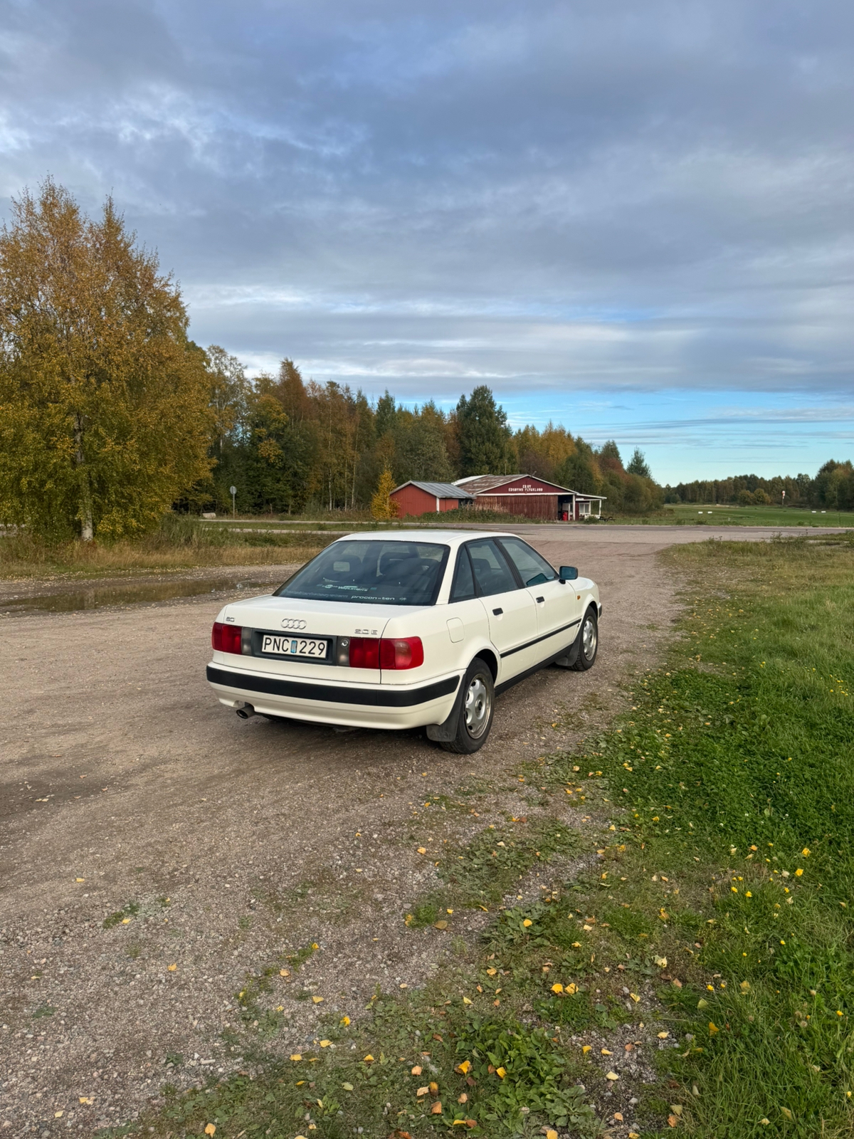 Audi 80 2,0E 1993, bild 4/6
