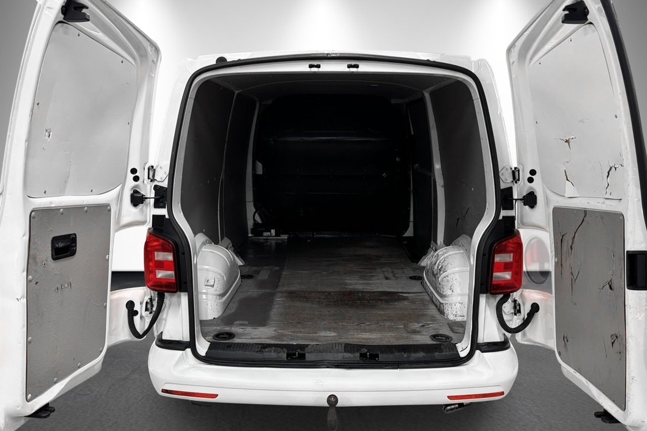 Volkswagen Transporter 2019, kuva 7/10