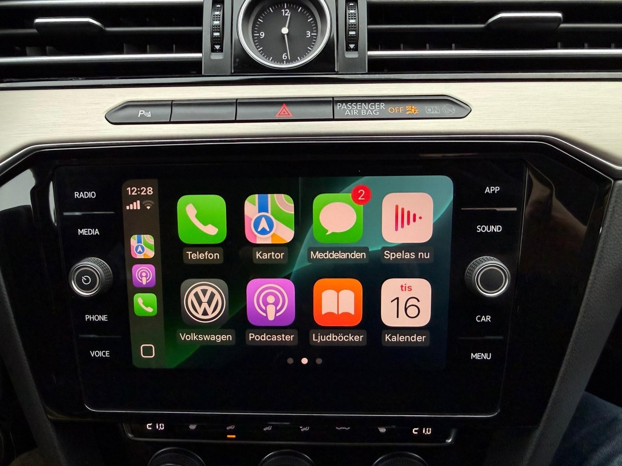 Volkswagen Passat 2019, bild 6/32