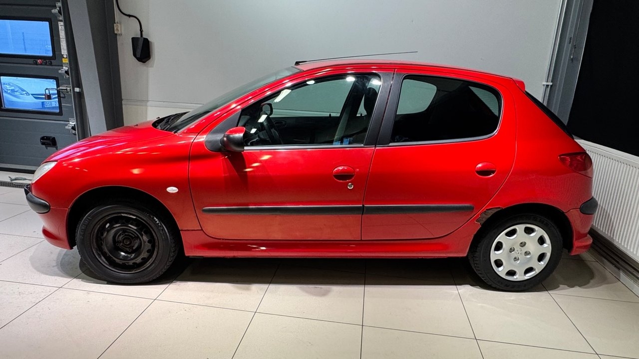 Peugeot 206 5-dörrar 1.4 X-Line Euro 4 2004, bild 2/15