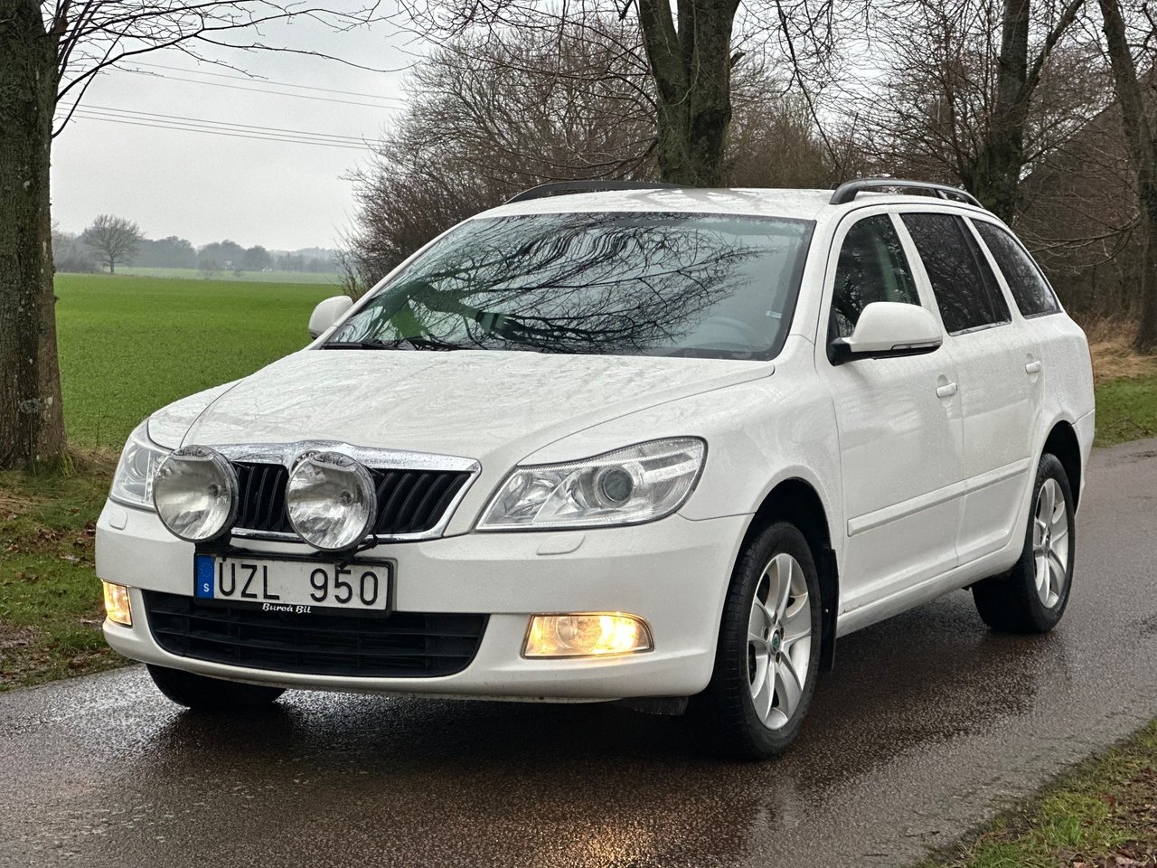 Skoda Octavia 2012, kuva 2/10