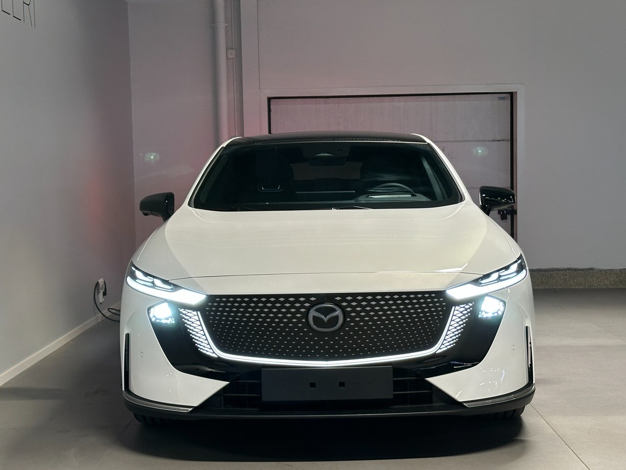 Mazda 6e EV 258 hk 68,8 kWh Takumi 2026, bild 5/10