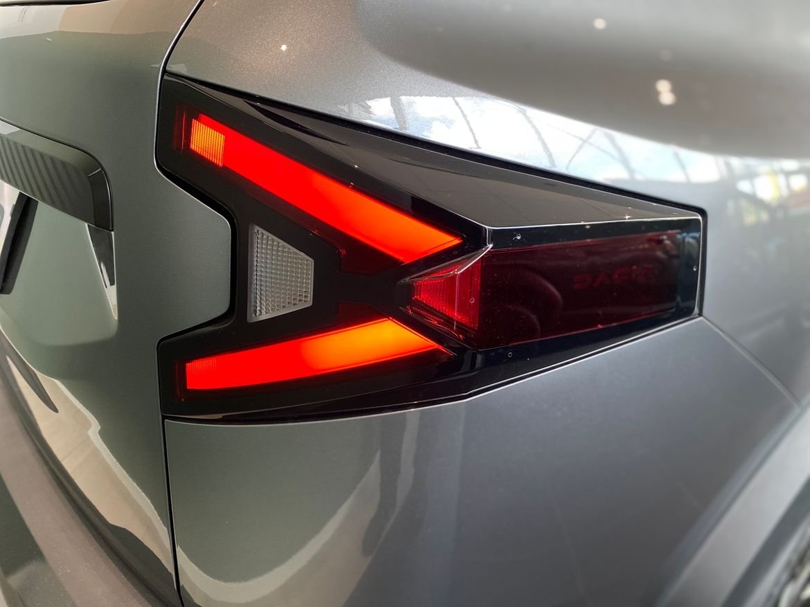 Dacia Bigster hybrid 155 extreme 2026, bild 7/21