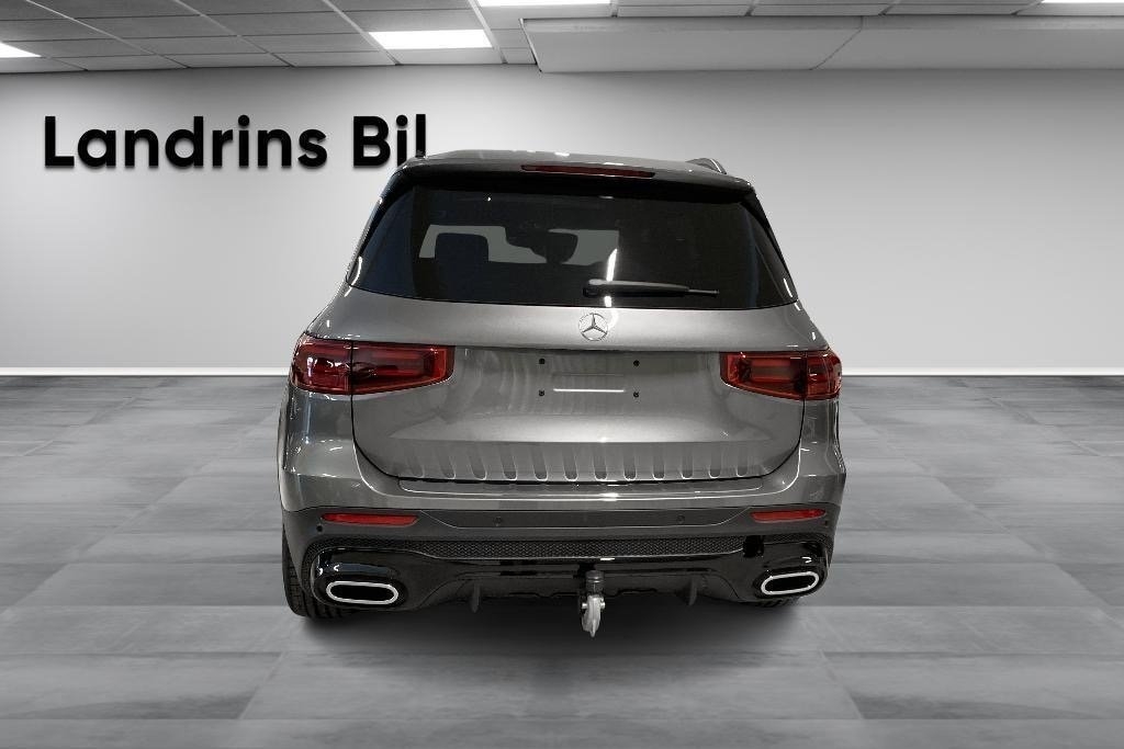 Mercedes-Benz GLB 2026, photo 5/10