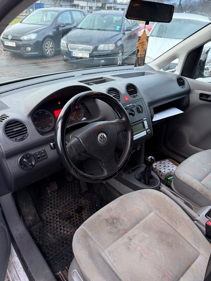 Volkswagen Caddy Skåpbil 1.9 TDI Euro 4 2008, bild 5/8