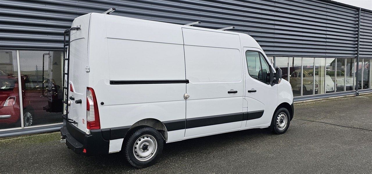 Nissan Interstar 2023, bild 6/18