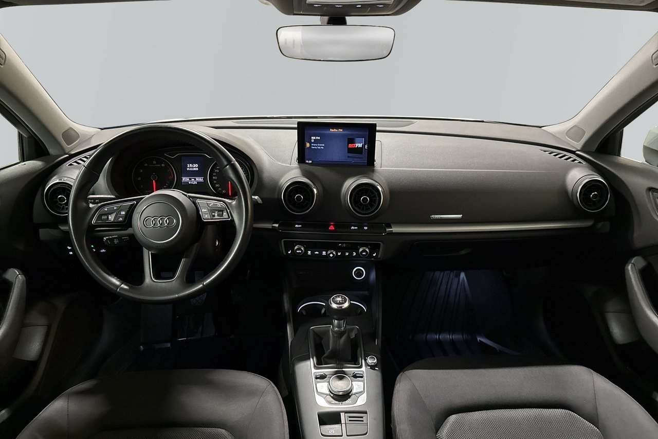 Audi A3 Sportback 35 TFSI 2019, bild 4/6