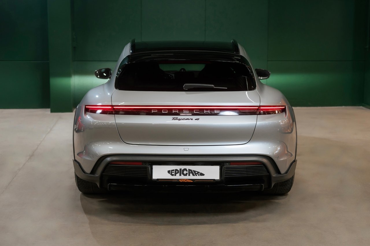 Porsche Taycan 2022, bild 6/10