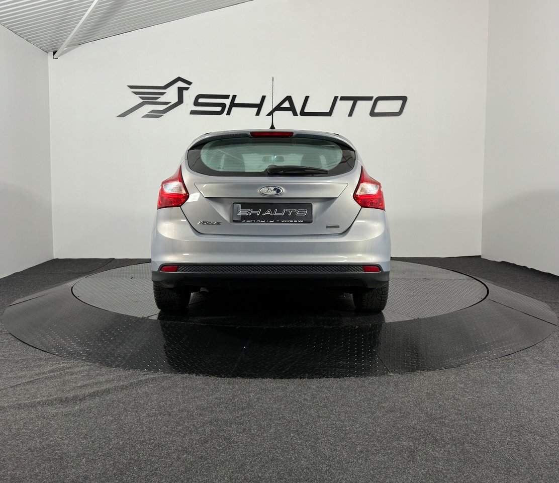 Ford Focus 1.6 TDCi Trend 2012, kuva 6/18
