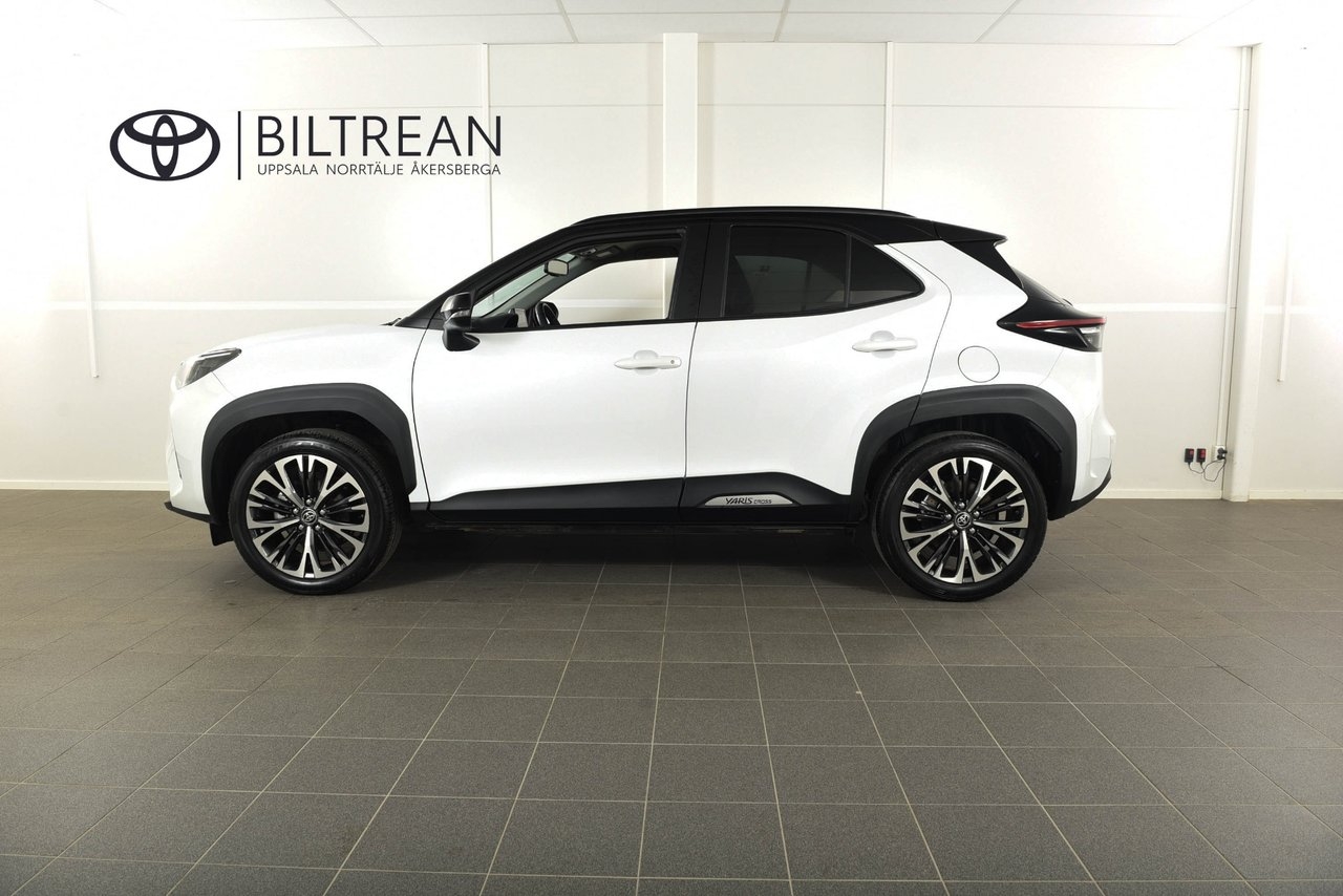 Toyota Yaris Cross 2024, bild 2/10