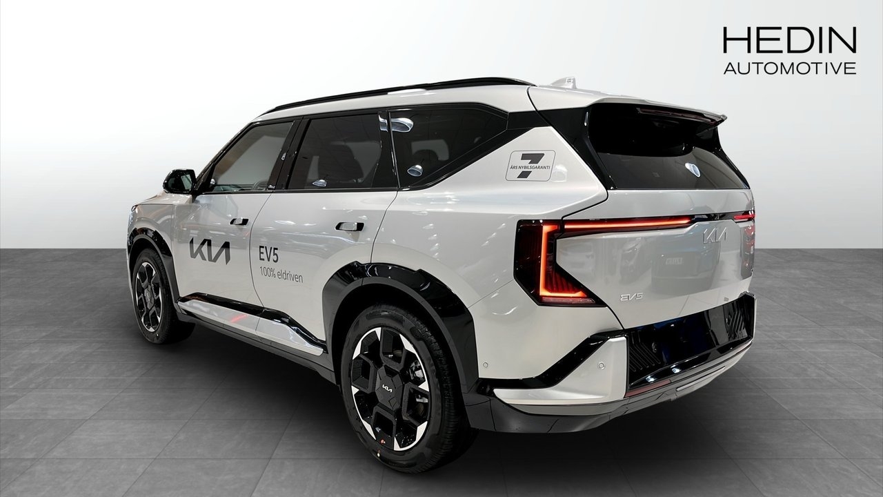 Kia EV5 GT-Line 2026, photo 6/10