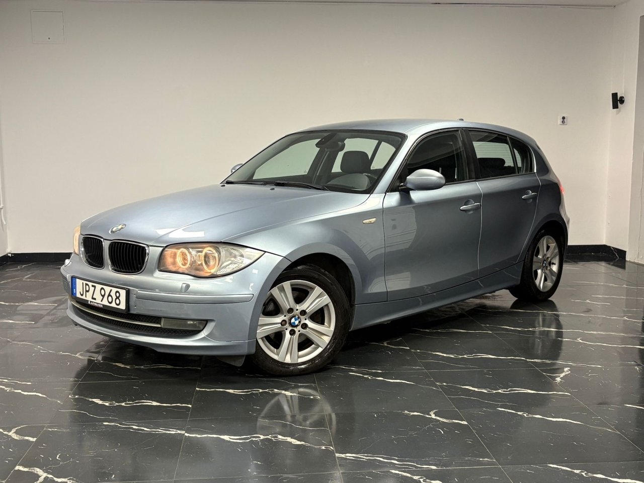 BMW 120