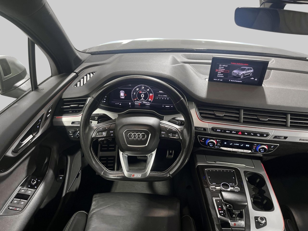 Audi SQ7 4.0 TDI V8 quattro 7-Sits 2017, bild 7/18