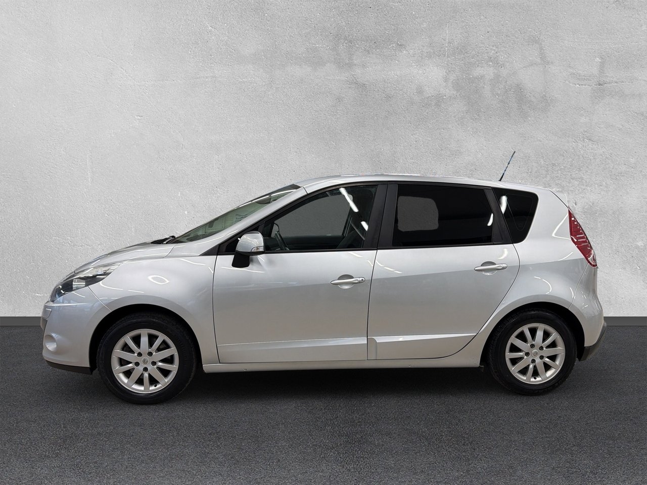 Renault Scenic 2012, bild 2/10