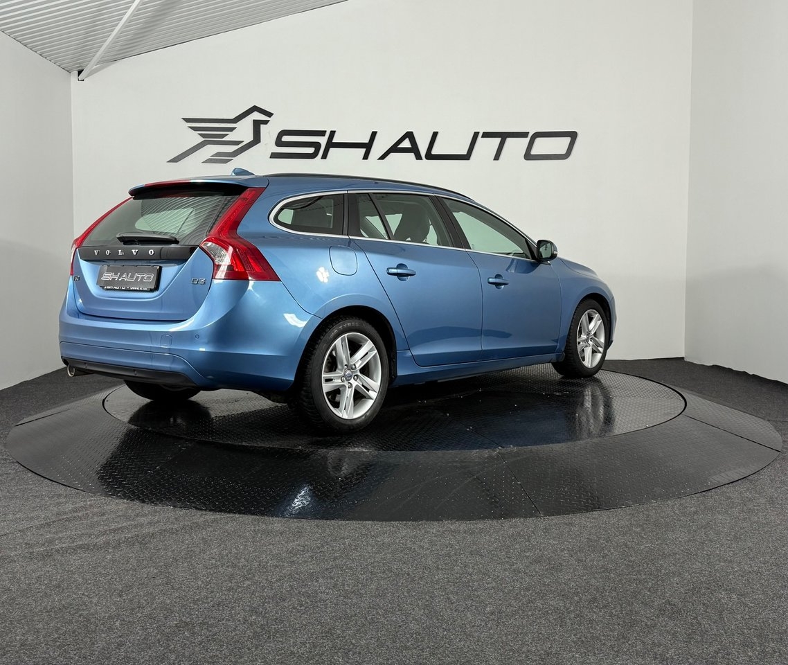 Volvo V60 D3 Geartronic Momentum 2014, bild 5/10
