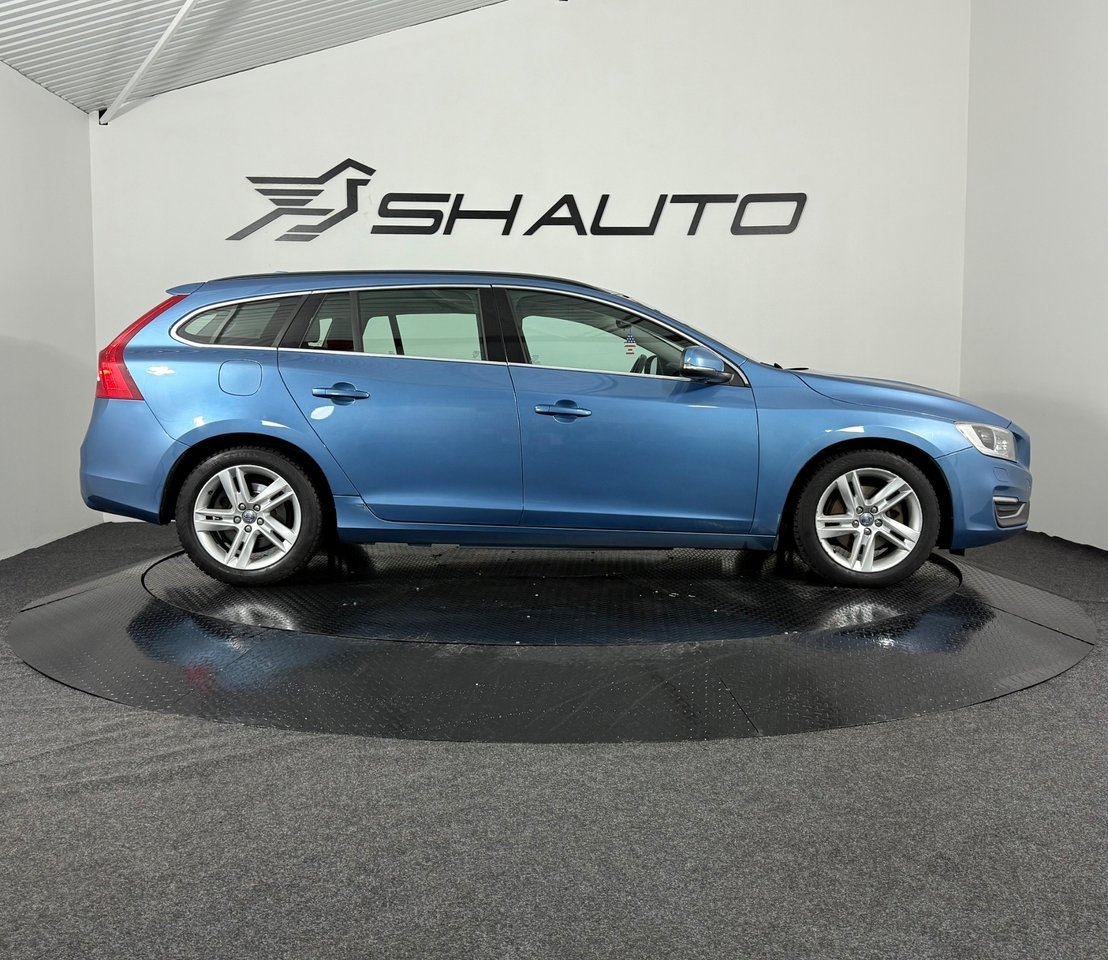 Volvo V60 D3 Geartronic Momentum 2014, bild 4/10