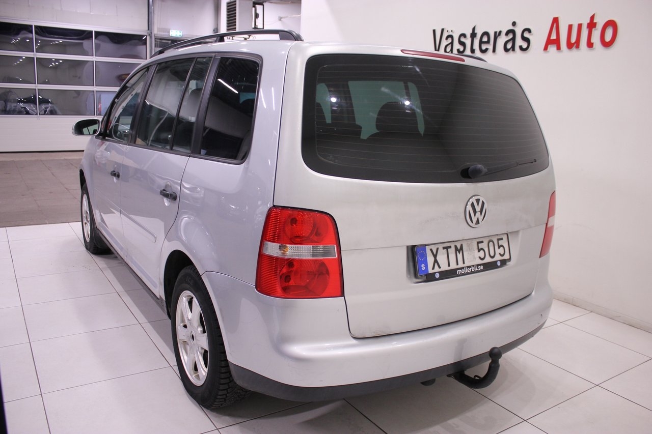 Volkswagen Touran 2006, bild 6/10