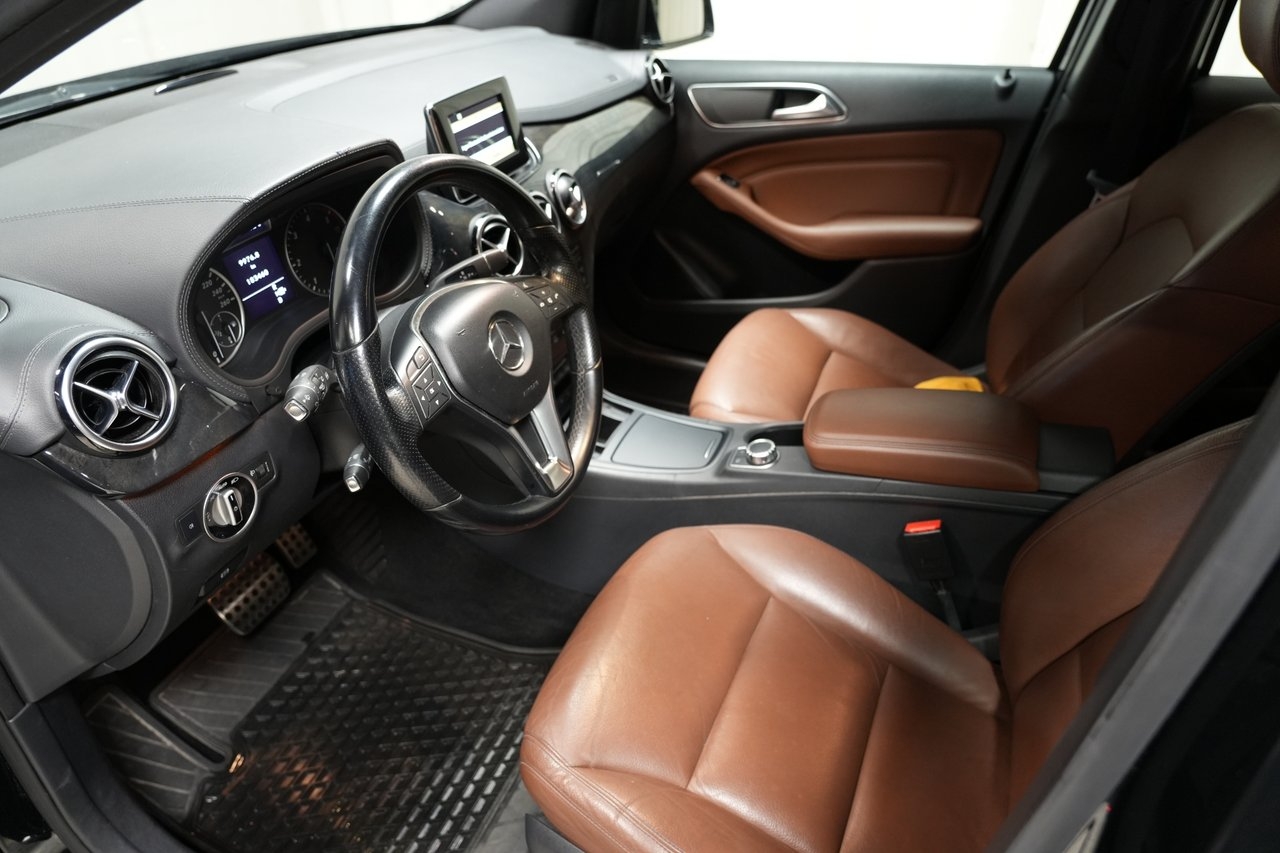 Mercedes-Benz B 2012, photo 6/10