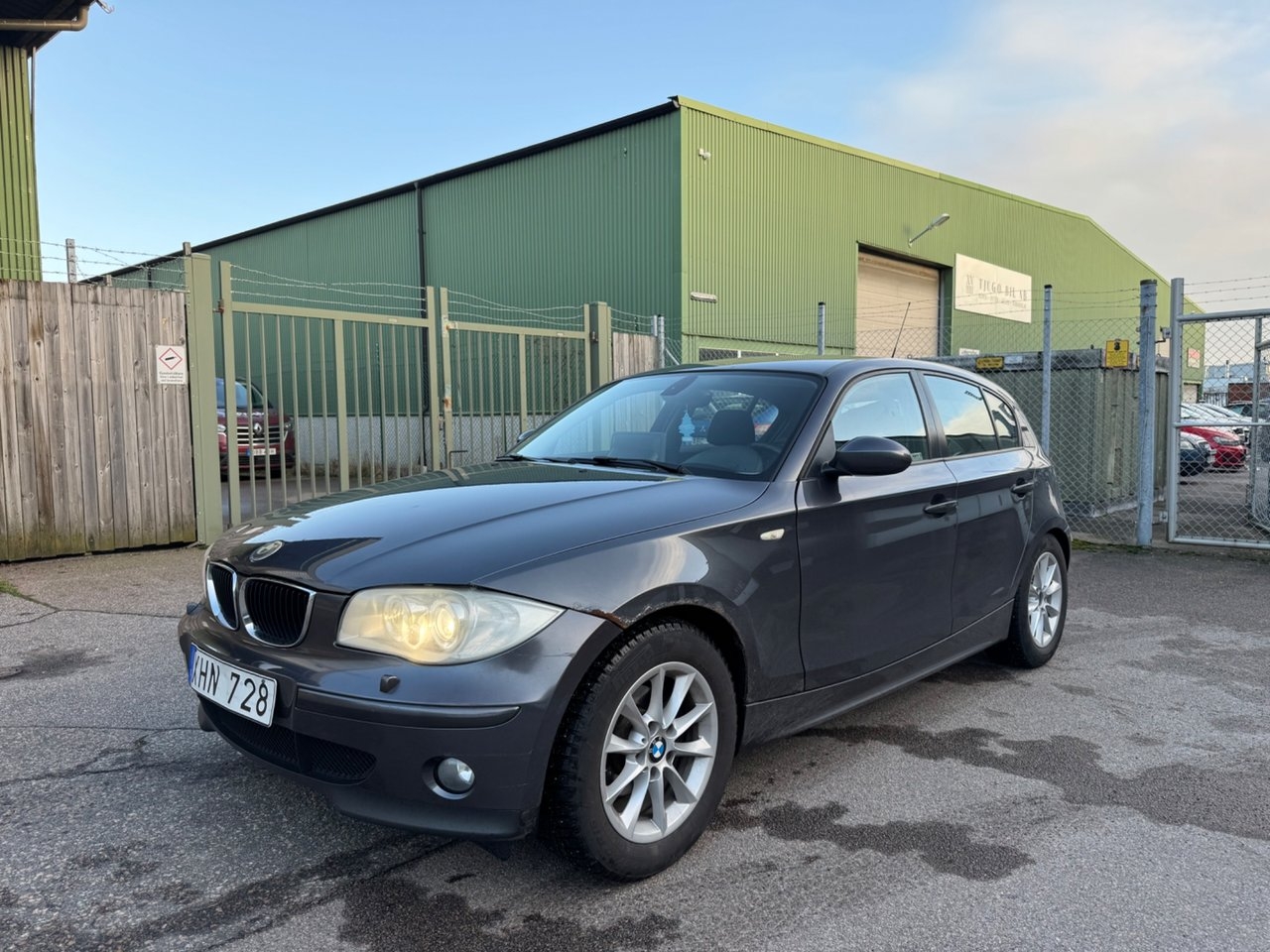 BMW 118
