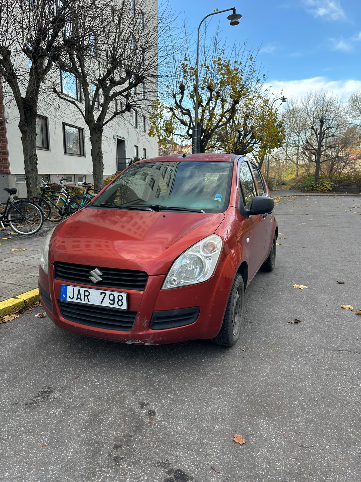Suzuki Splash 1.0 VVT Manuell 2008, bild 2/3