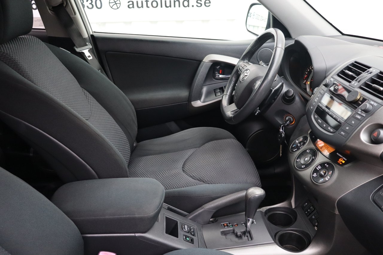 Toyota RAV4 2011, bild 7/27