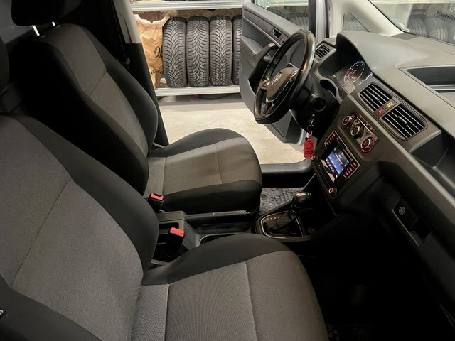 Volkswagen Caddy Maxi 2017, photo 7/10