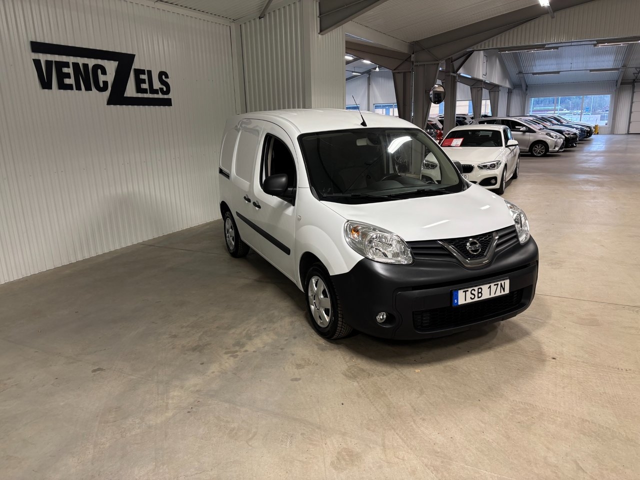 Nissan NV250 2020, bild 2/10
