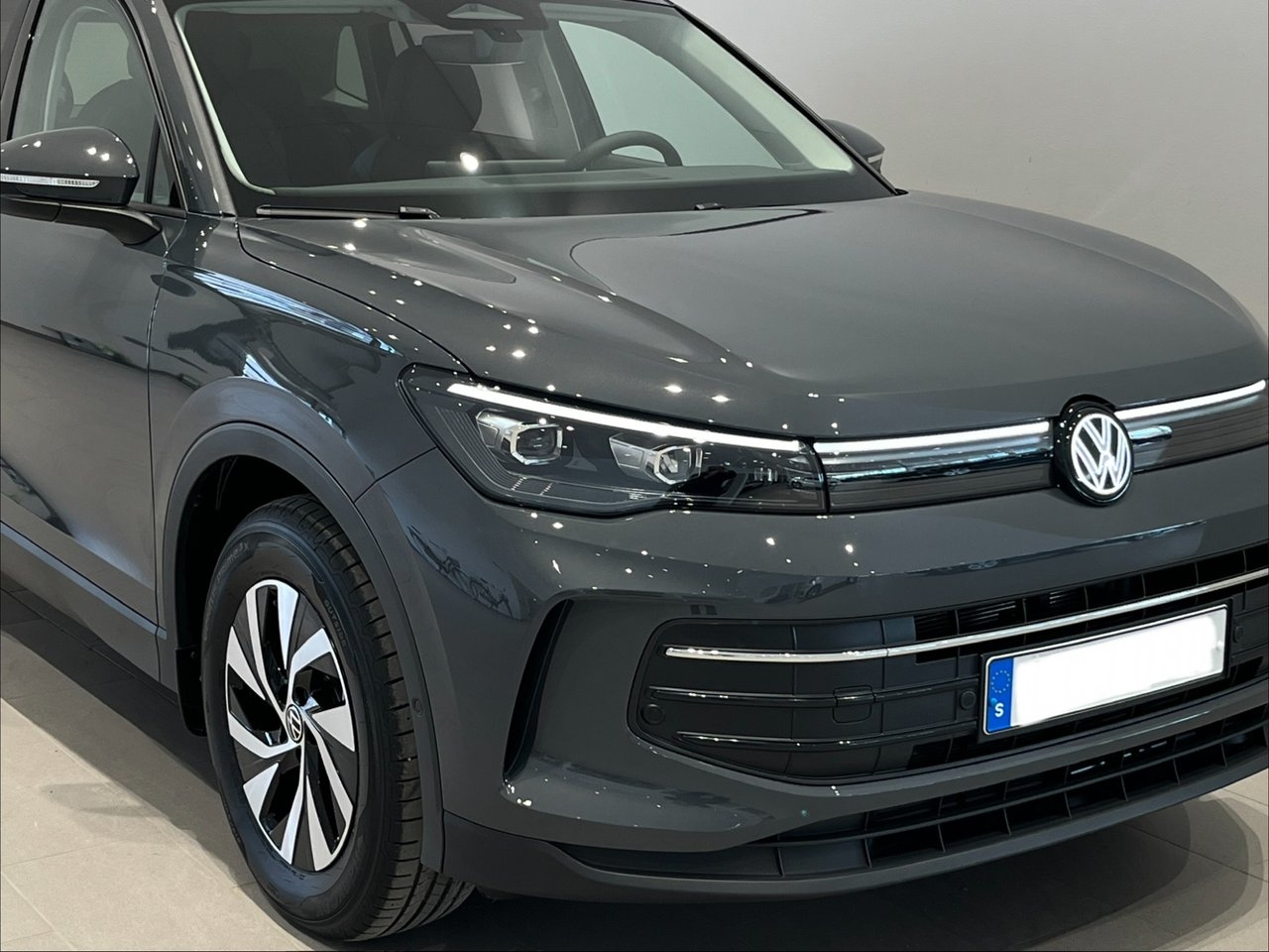 Volkswagen Tiguan 1.5 e TSI 150 hk Life 2026, bild 2/10