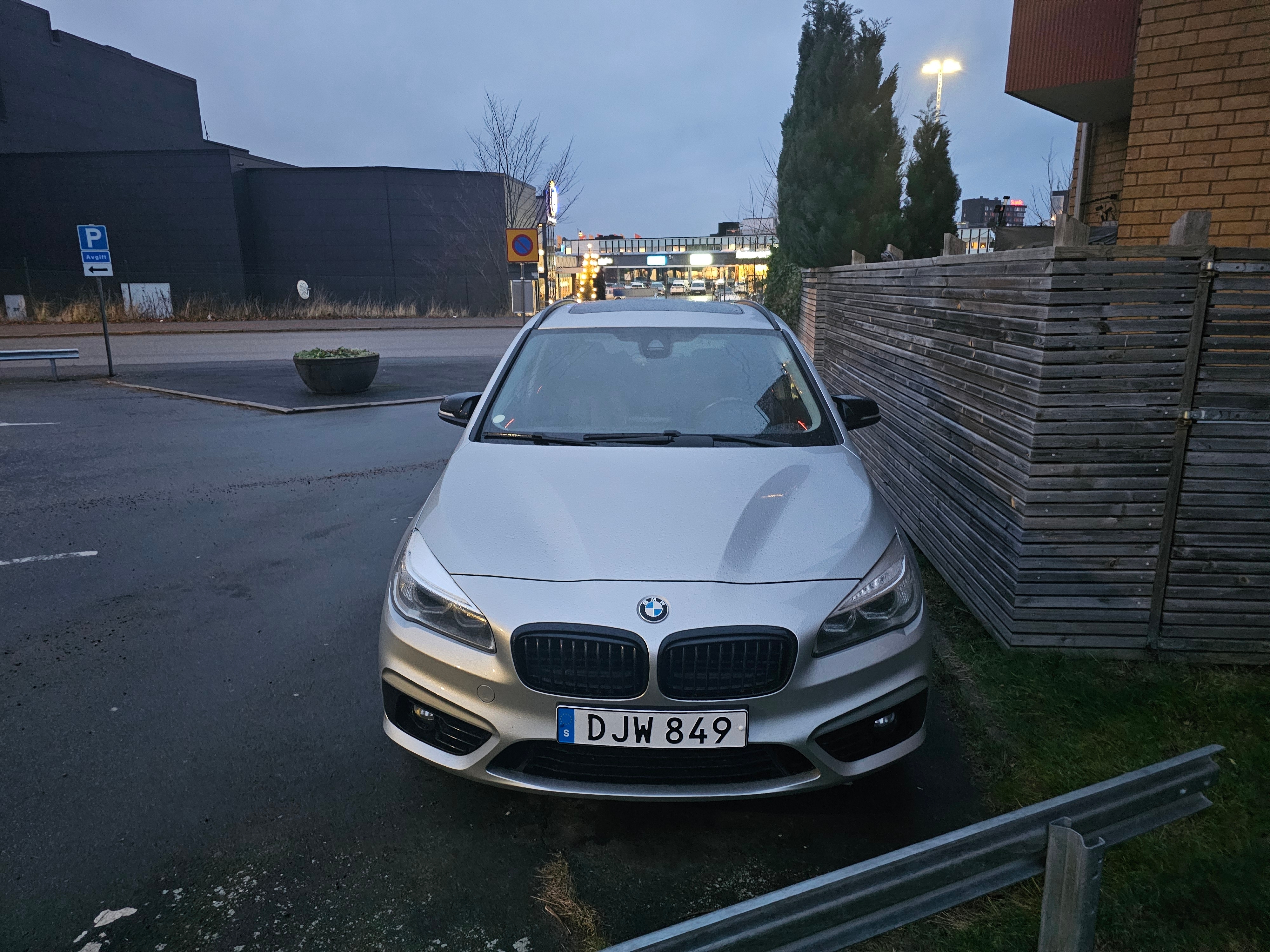 BMW 218 d Active Tourer Manuell 2015, bild 5/9