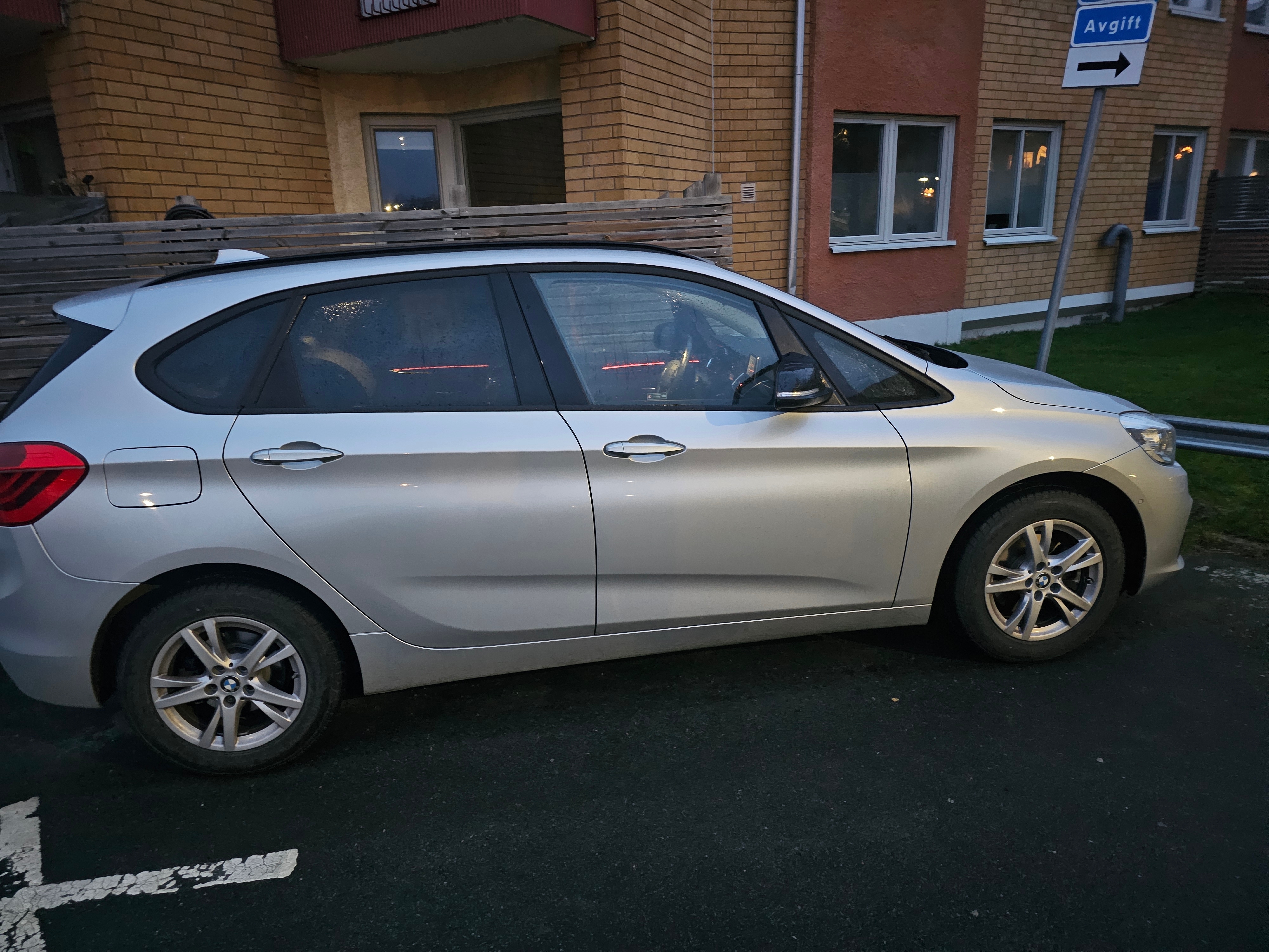 BMW 218 d Active Tourer Manuell 2015, bild 7/9