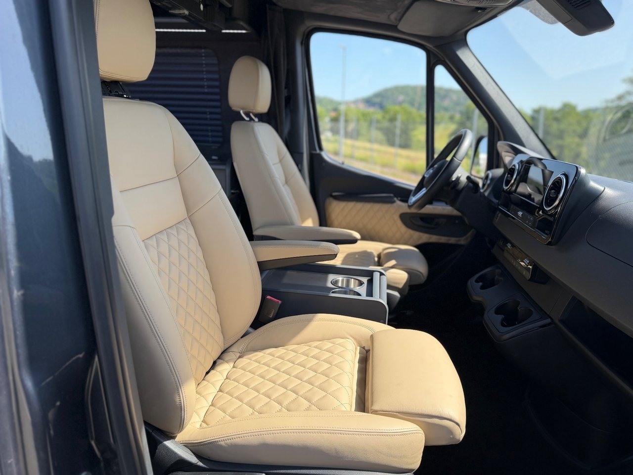 Mercedes-Benz Sprinter 2026, bild 5/24