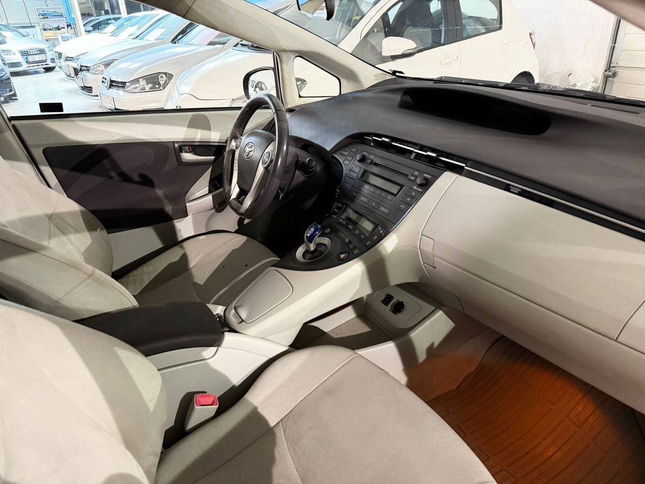Toyota Prius 2012, bild 6/10
