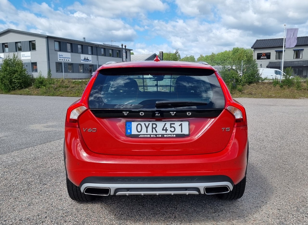 Volvo V60 Cross Country 2017, bild 7/16