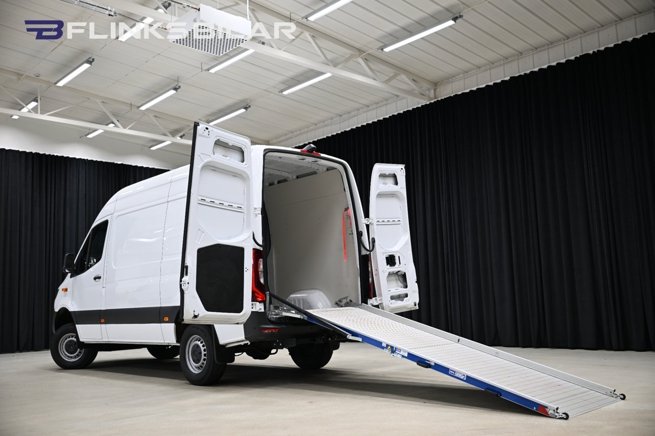 Mercedes-Benz Sprinter 319 CDI 4x4 190HK 2024, bild 6/10