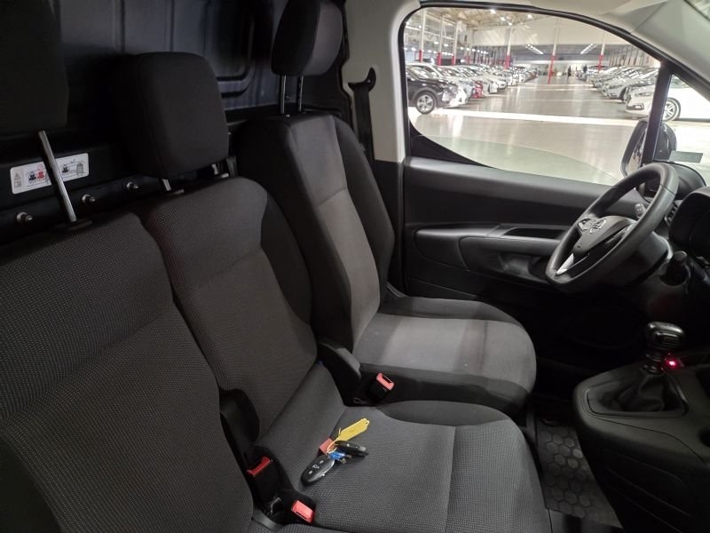 Opel Combo 2022, kuva 4/10