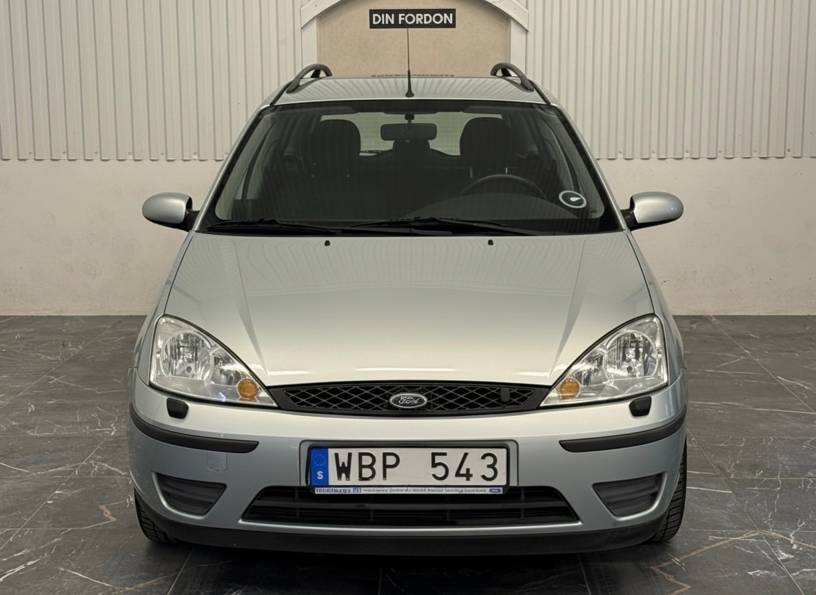 Ford Focus Kombi 1.6 Flexifuel 2004, bild 2/10