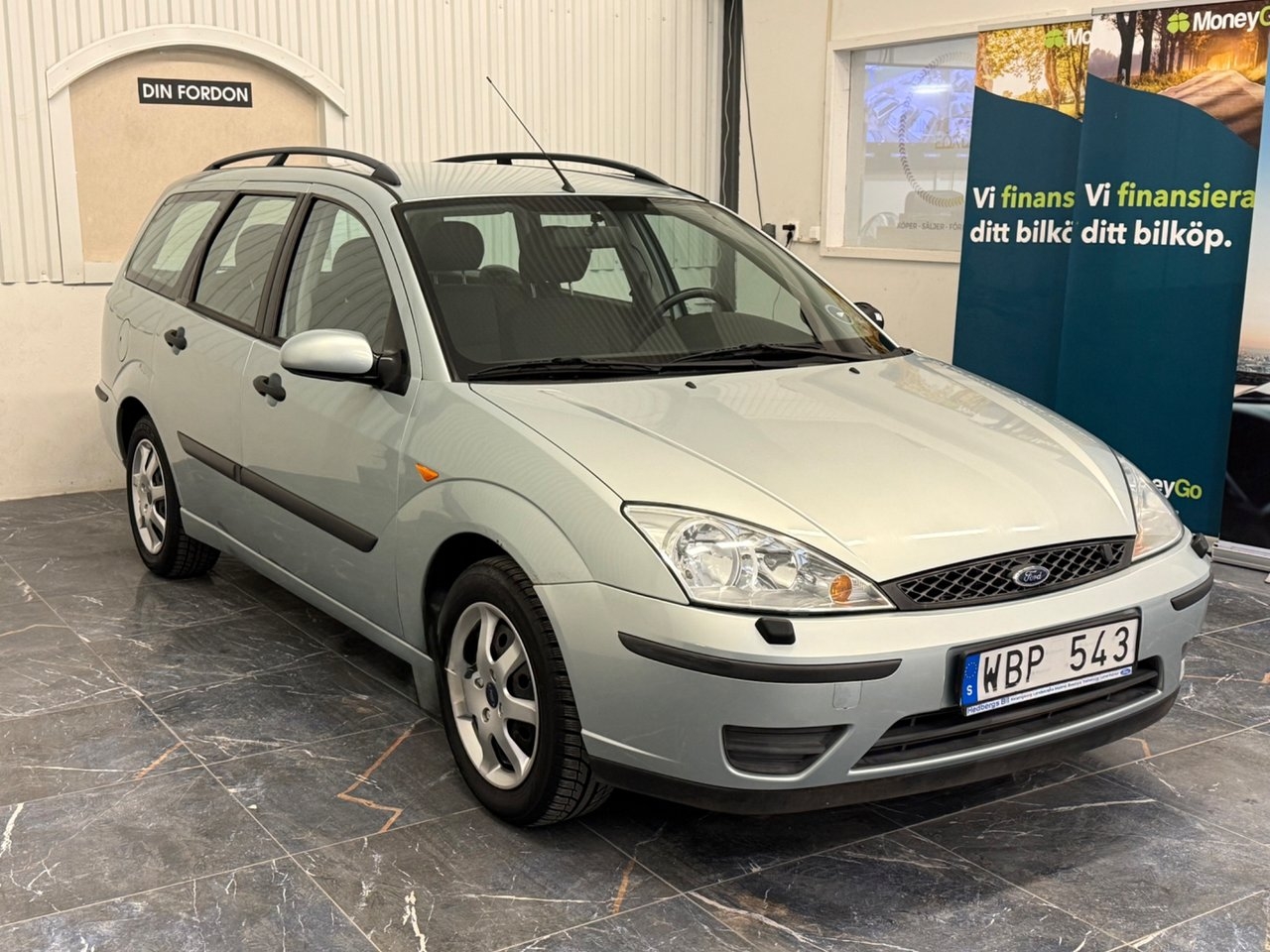 Ford Focus Kombi 1.6 Flexifuel 2004, bild 3/10