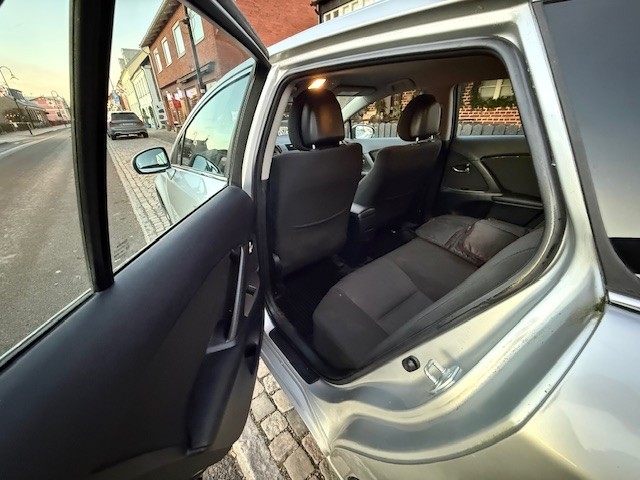 Toyota Avensis 2008, bild 7/7