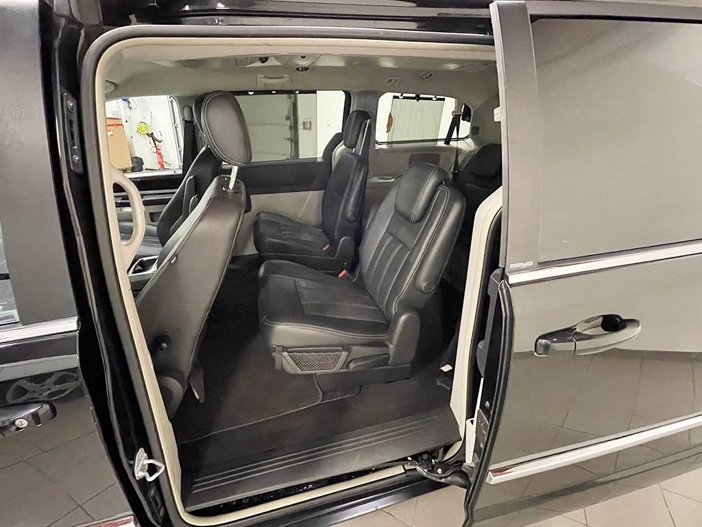 Chrysler Grand Voyager 2010, bild 5/8