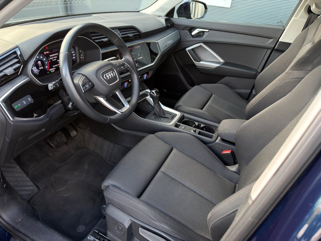 Audi Q3 40 TFSI quattro 2019, photo 7/18